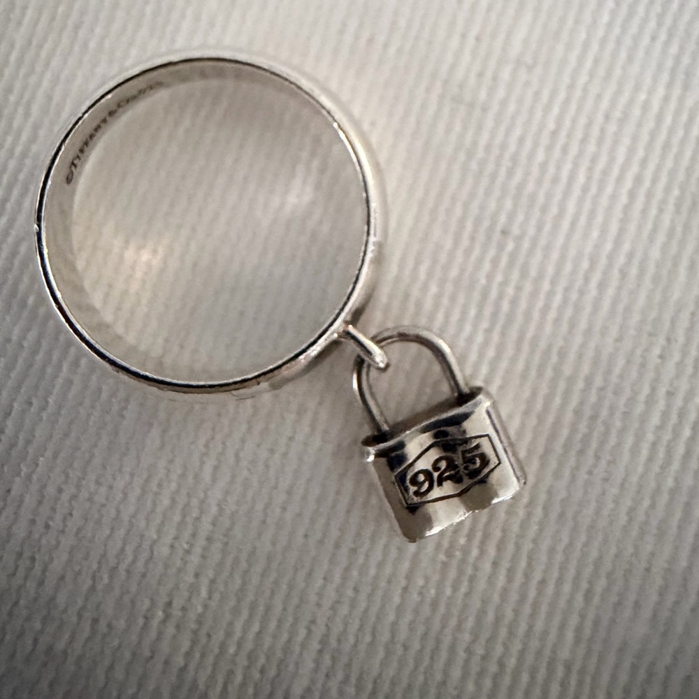 Tiffany & Co. Sterling Silver Padlock Ring. Size 5 - Picture 4 of 5